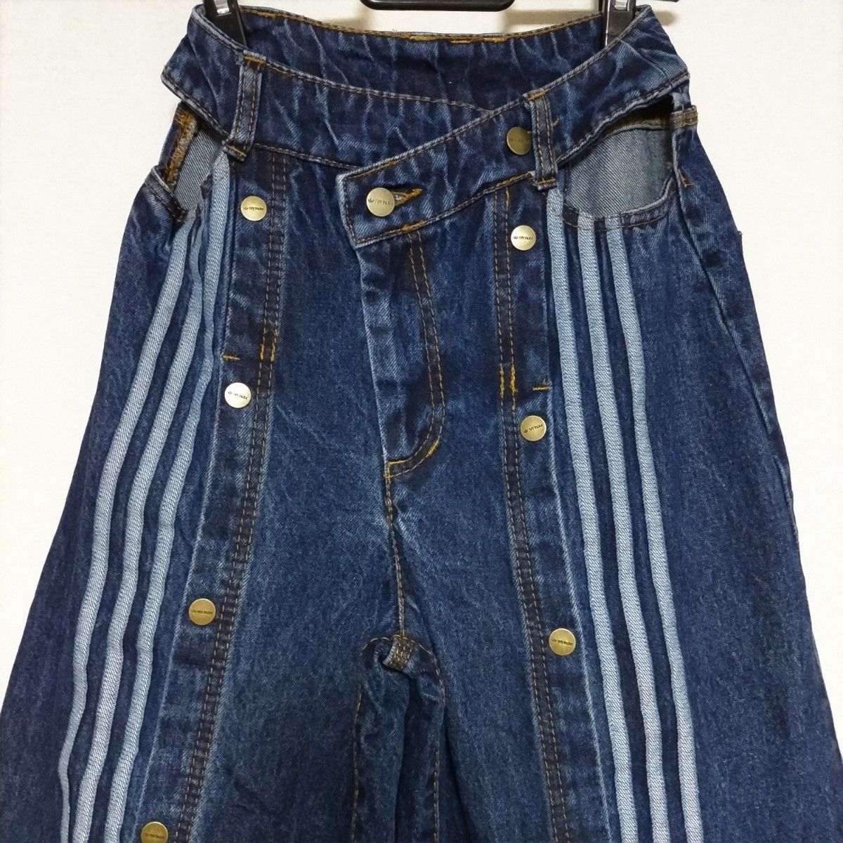 adidas × Ivy Park Denim Wide Leg Snap Pant アイビーパーク adidas × Ivy Park Denim Wide Leg Snap Pant アイビーパーク