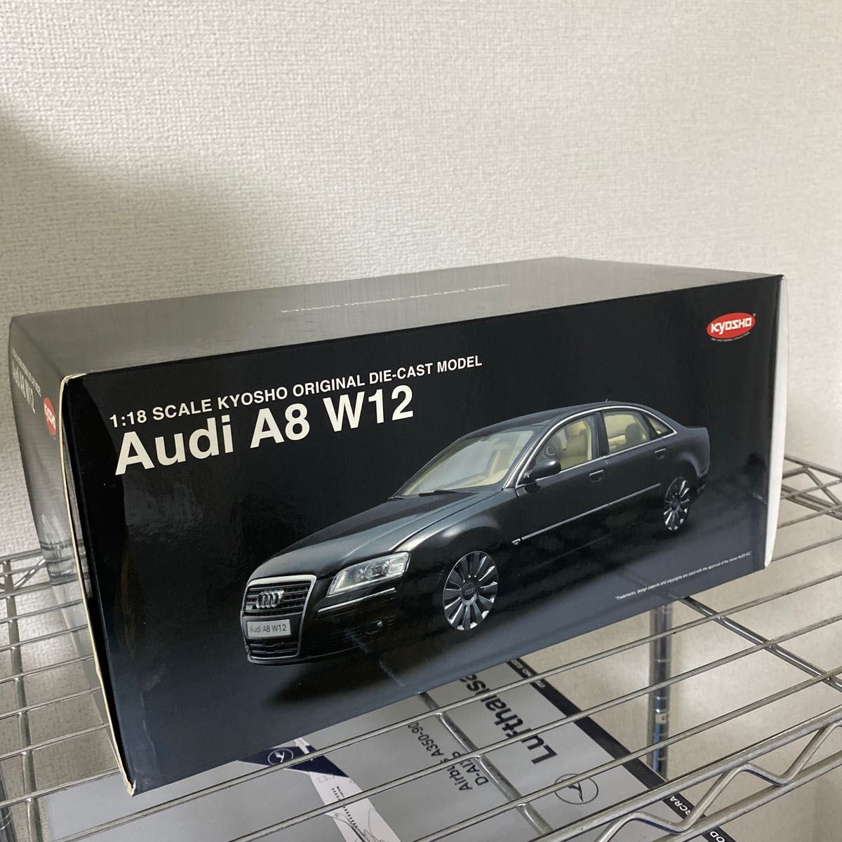 最終特価 希少 1/18 京商 アウディ A8 W12 トランスポーター 最終特価 希少 1/18 京商 アウディ A8 W12 トランスポーター