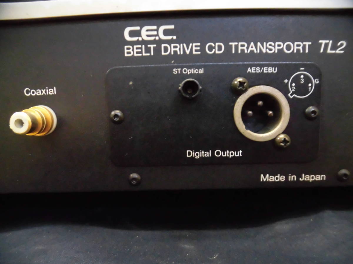 C.E.C made *CD belt Drive * trance port / TL-2 1997 period about * analogue. like very nature . good sound quality. * rare thing 