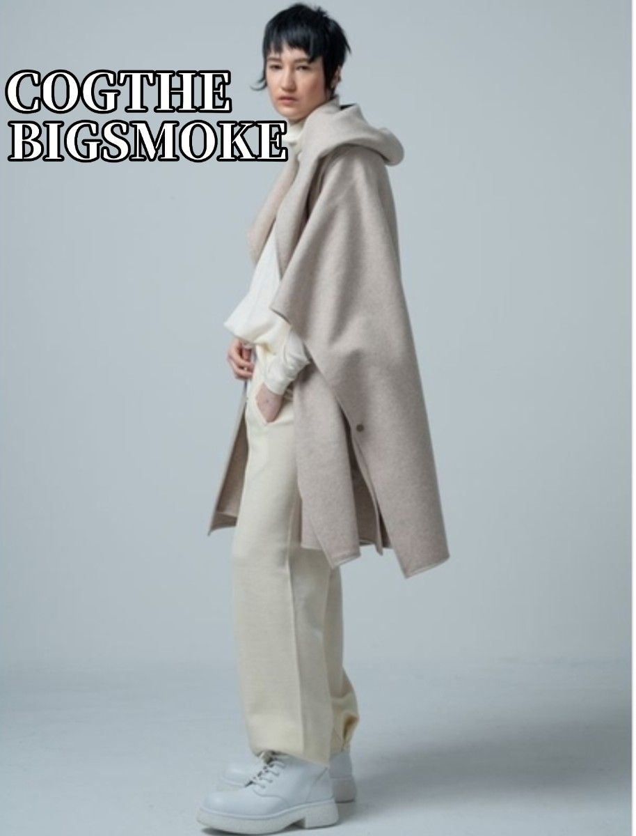 美品COGTHEBIGSMOKE コグザビッグスモーク ケープコート ベージュ 美品COGTHEBIGSMOKE コグザビッグスモーク ケープコート ベージュ