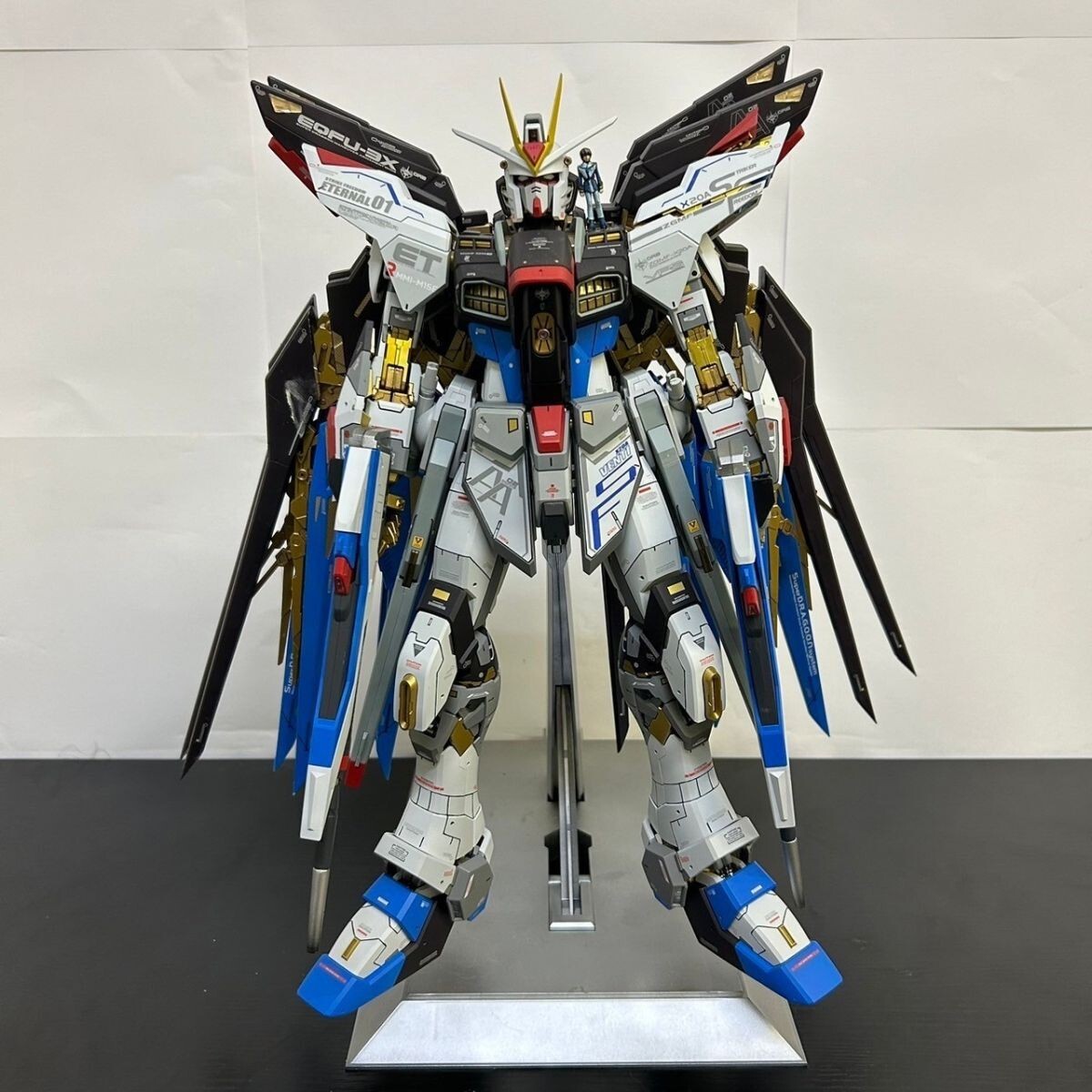 PGストライクガンダム全塗装|yama_さんのガンプラ作品|GUNSTA PGストライクガンダム全塗装|yama_さんのガンプラ作品|GUNSTA