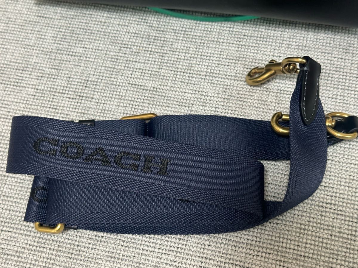 新品coach トートバッグ バッグ エース トート 26 CR681 新品coach トートバッグ バッグ エース トート 26 CR681
