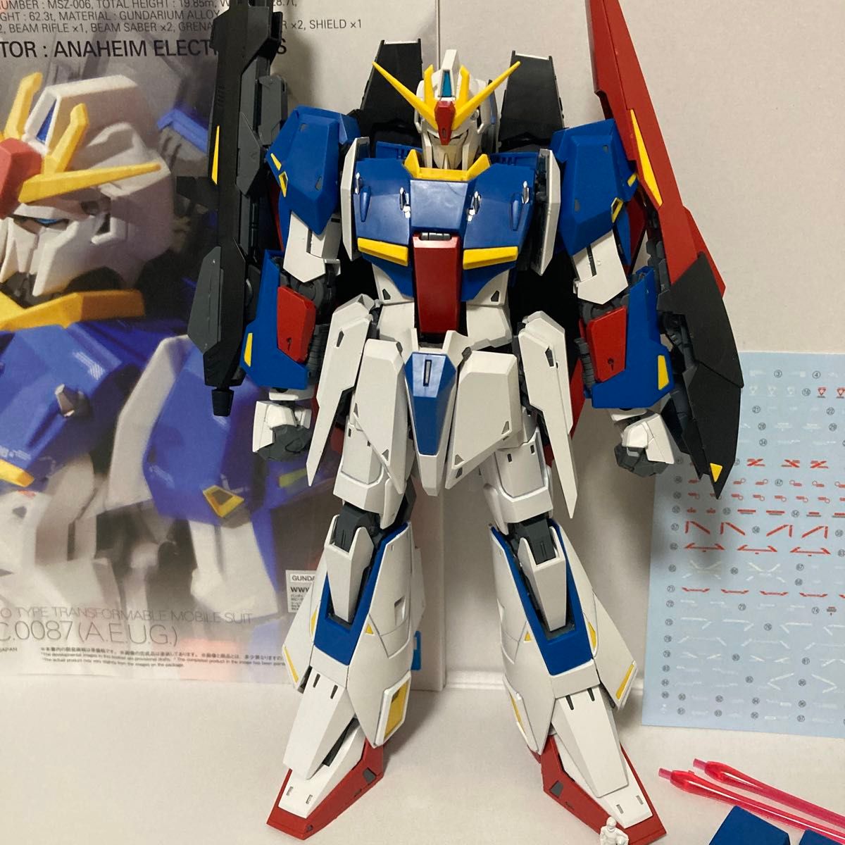 完成品 ゼータガンダム Ver Ka (1/100スケール MG Zガンダム 完成品 ゼータガンダム Ver Ka (1/100スケール MG Zガンダム