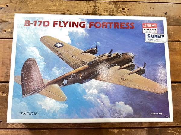 B72 SUNNY サニー 当時物 未組立 1/72 スケール B-17D FLYING FORTRESS SWOOSE 1683 フライング フォートレス プラモデル 戦闘機