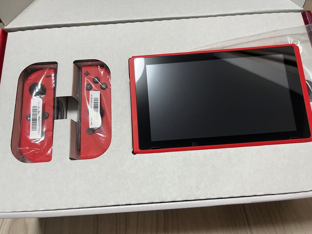 Nintendo Switch マリオレッド バッテリー拡張モデル 美品 Nintendo Switch マリオレッド バッテリー拡張モデル 美品