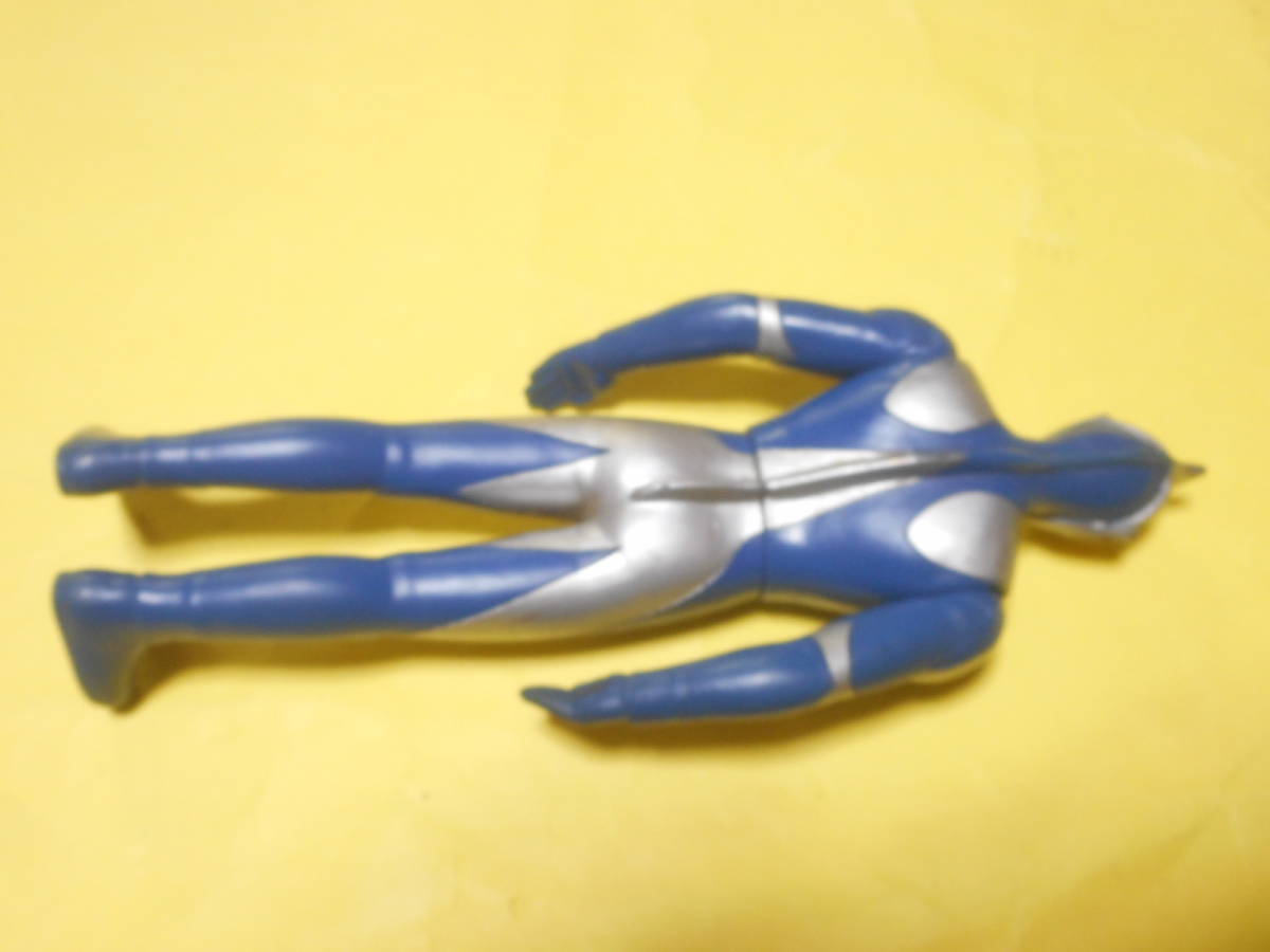 ヤフオク ウルトラマン ソフビ ウルトラマン コスモス ル ヤフオク ウルトラマン ソフビ ウルトラマン コスモス ル