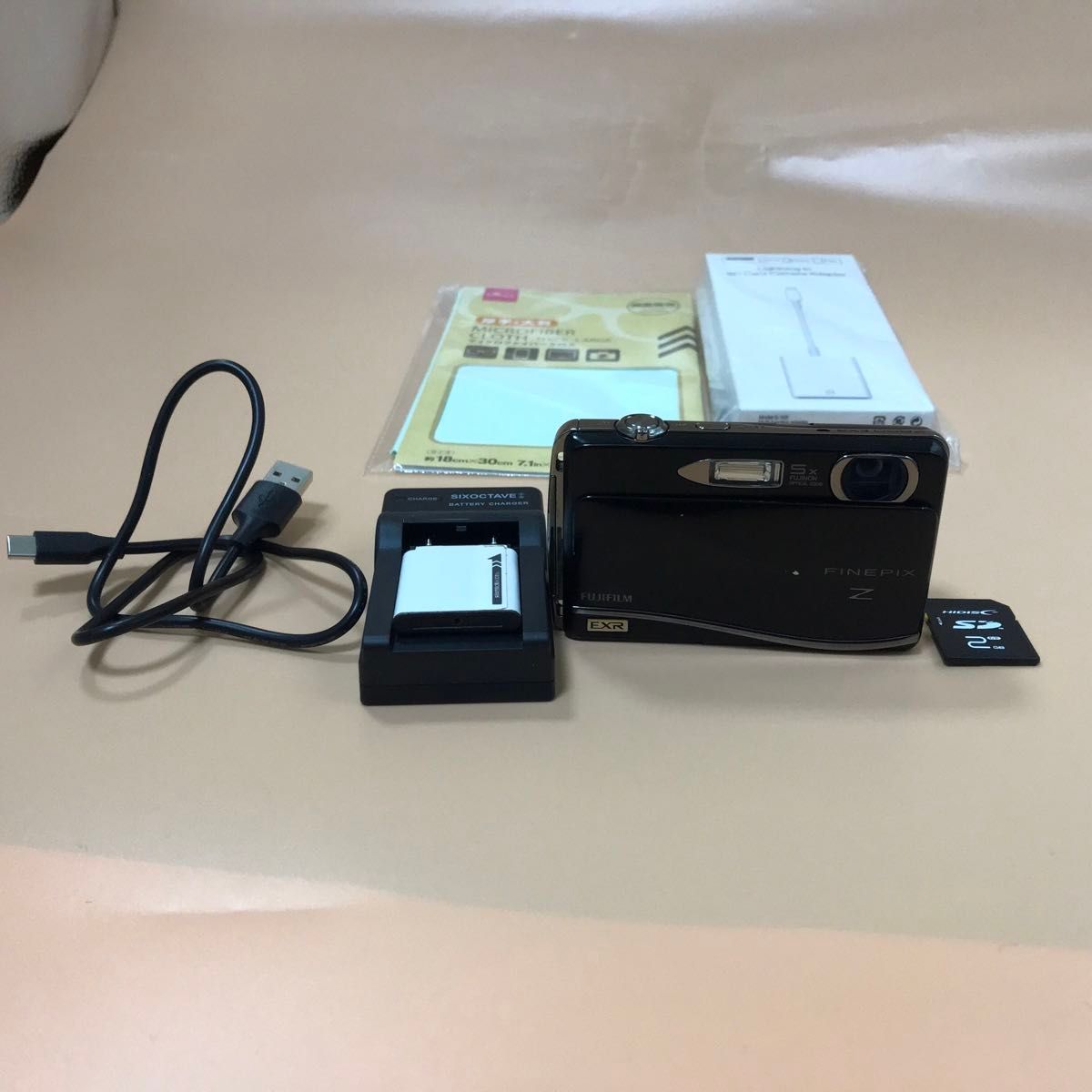 □スマホ転送OK□ FUJI FILM FINEPIX Z800EXR SDカード付き ブラック色 □スマホ転送OK□ FUJI FILM FINEPIX Z800EXR SDカード付き ブラック色