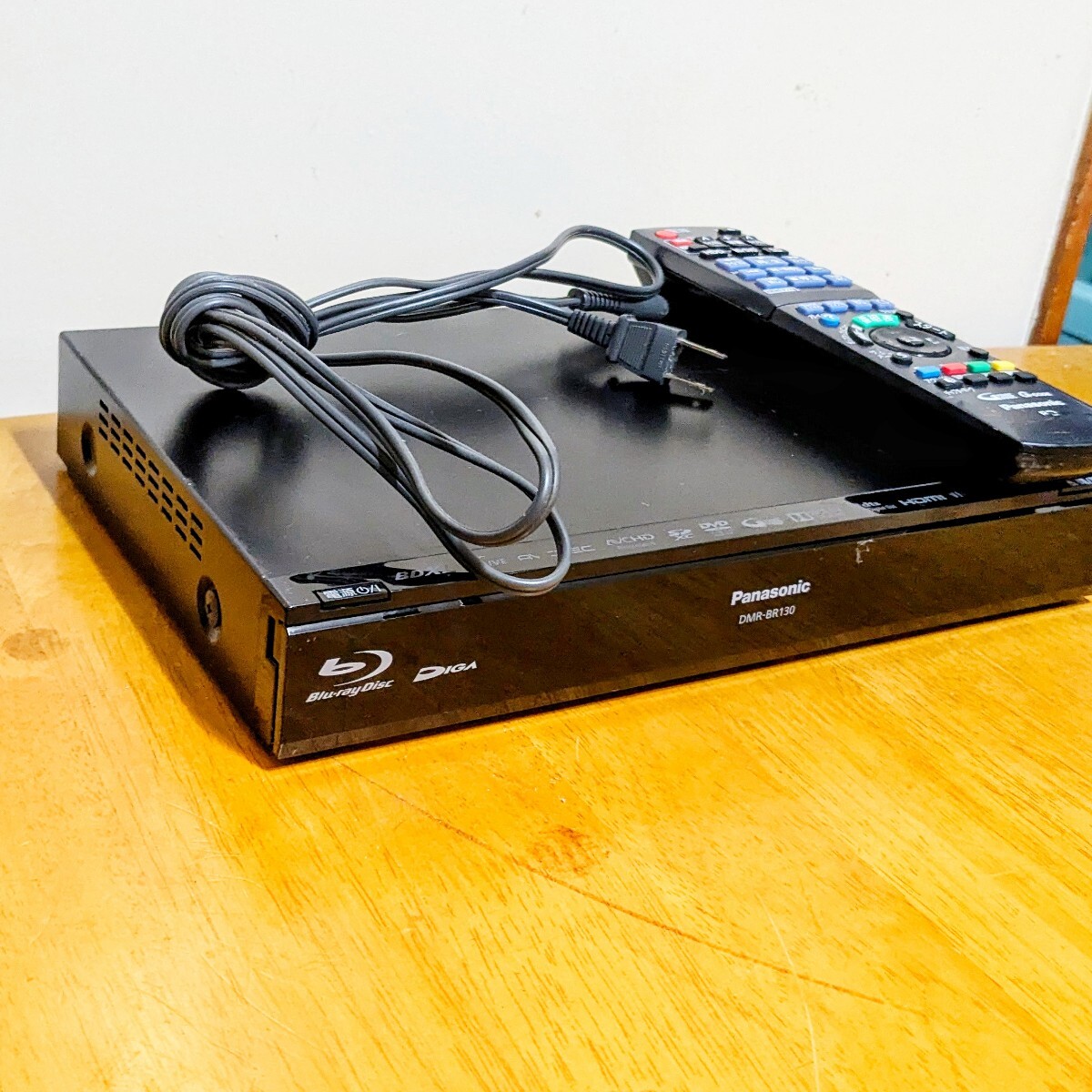 Panasonic パナソニック DIGA ブルーレイレコーダー HDD 320GB Panasonic パナソニック DIGA ブルーレイレコーダー HDD 320GB