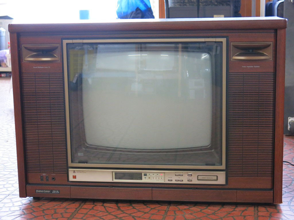 昭和レトロ 希少 National ナショナル カラーテレビ TV 20インチ 昭和レトロ 希少 National ナショナル カラーテレビ TV 20インチ