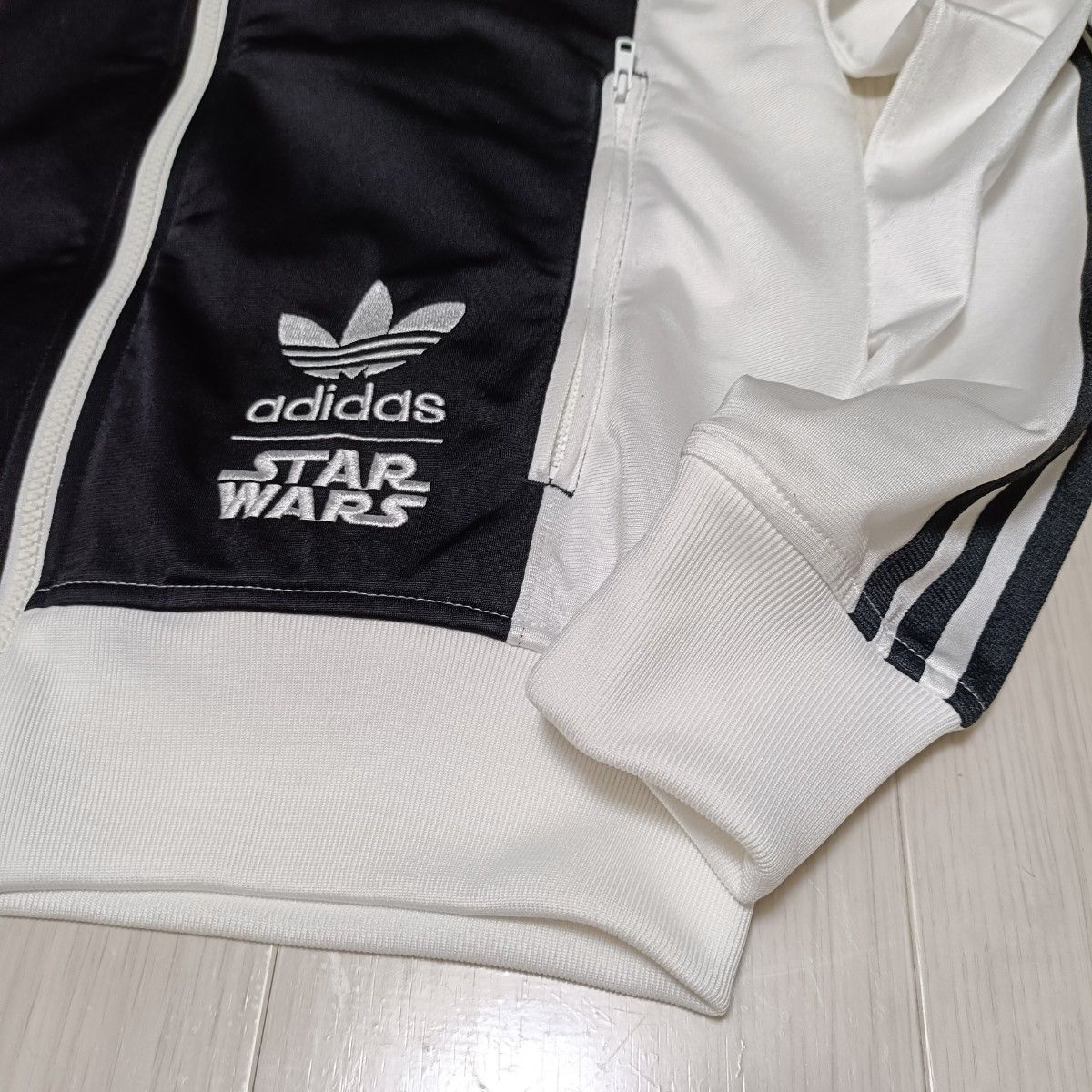 アディダス×スターウォーズ コラボ ジャージ トラックジャケット アディダス×スターウォーズ コラボ ジャージ トラックジャケット