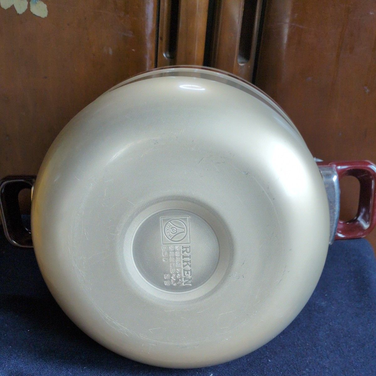理研圧力鍋 ゴールドスーパー・デラックス 8 0L 未使用品かと 理研圧力鍋 ゴールドスーパー・デラックス 8 0L 未使用品かと