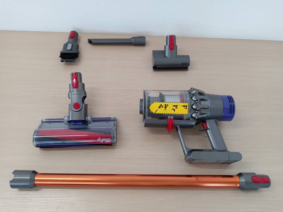 ☆【EM869】dyson　ダイソン　SV12　V10　コードレスクリーナー　通電確認済