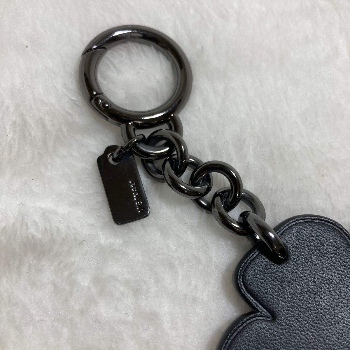 COACH コーチ ティーローズ キーホルダー バックチャーム 花びら COACH コーチ ティーローズ キーホルダー バックチャーム 花びら