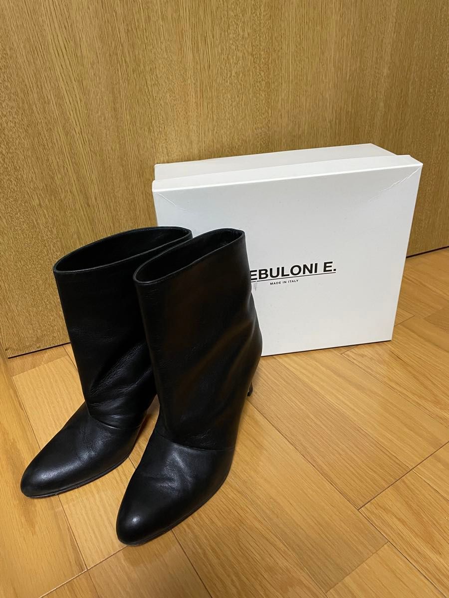 NEBULONIE ネブローニ ナッパレザー ショートブーツ ブラック 37 NEBULONIE ネブローニ ナッパレザー ショートブーツ ブラック 37