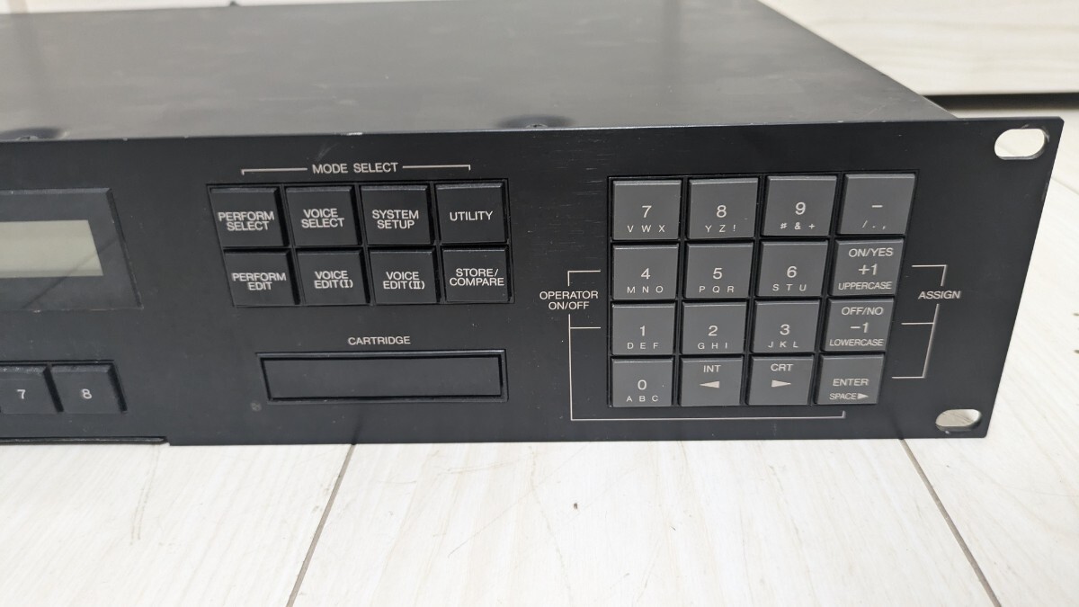 YAMAHA TX802 ヤマハ 音源モジュール シンセサイザー YAMAHA TX802 ヤマハ 音源モジュール シンセサイザー