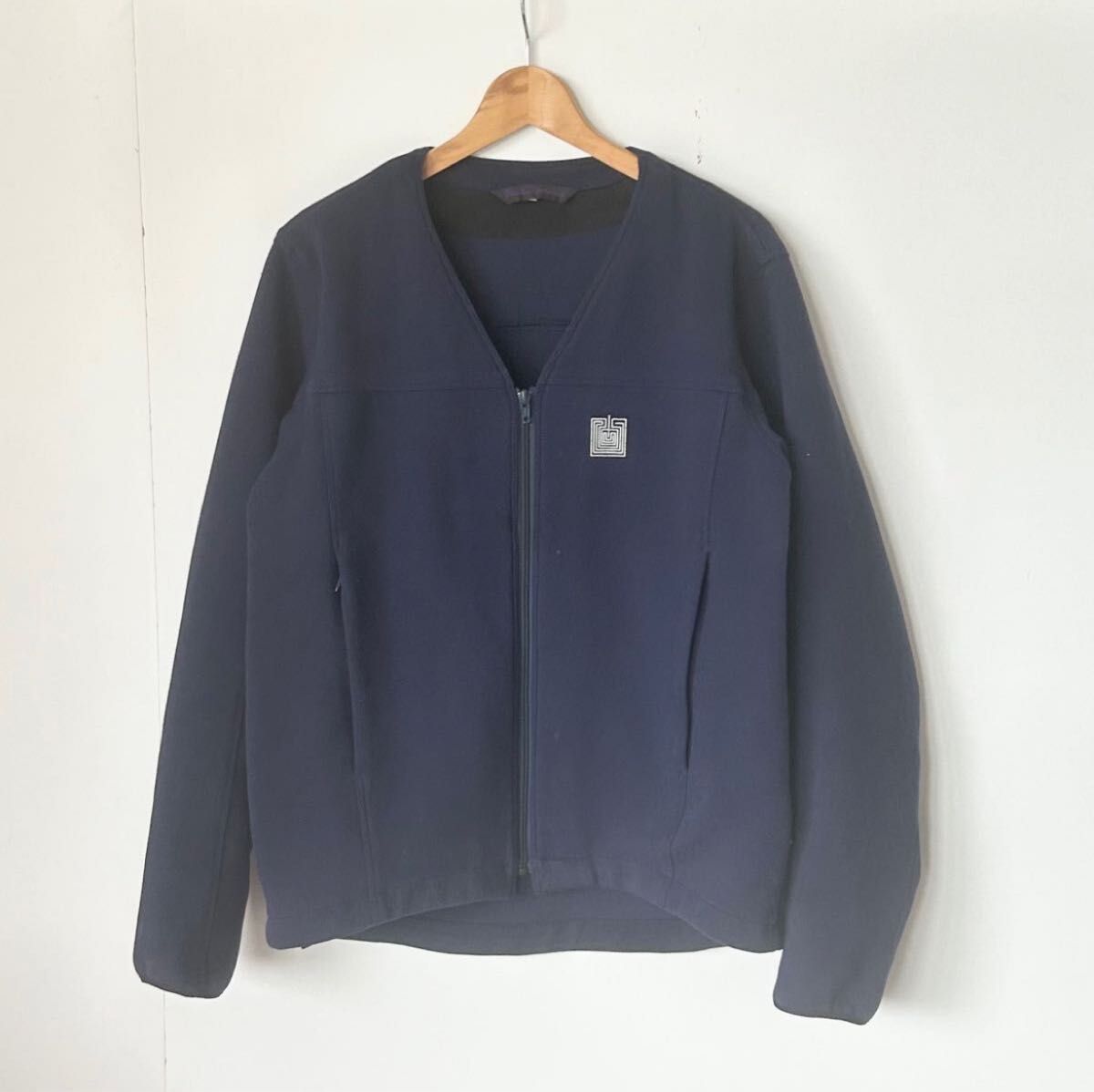 Needles sportswear(ニードルズスポーツウェア)Warm Up V Neck Needles sportswear(ニードルズスポーツウェア)Warm Up V Neck