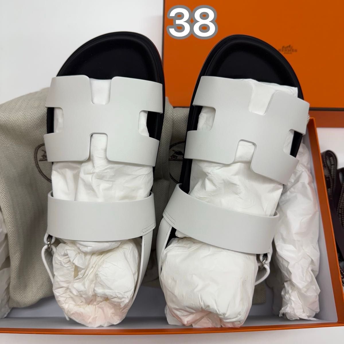 新品未使用 HERMESエルメス サンダル 《ジニアス》 38|Yahoo 新品未使用 HERMESエルメス サンダル 《ジニアス》 38|Yahoo