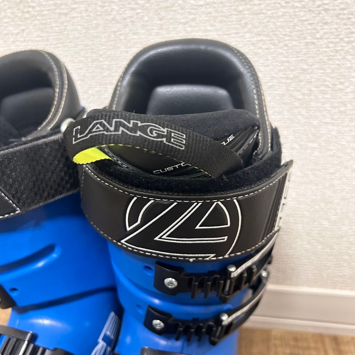LANGE RS100 S C WIDE スキーブーツ|Yahoo!フリマ(旧PayPay LANGE RS100 S C WIDE スキーブーツ|Yahoo!フリマ(旧PayPay