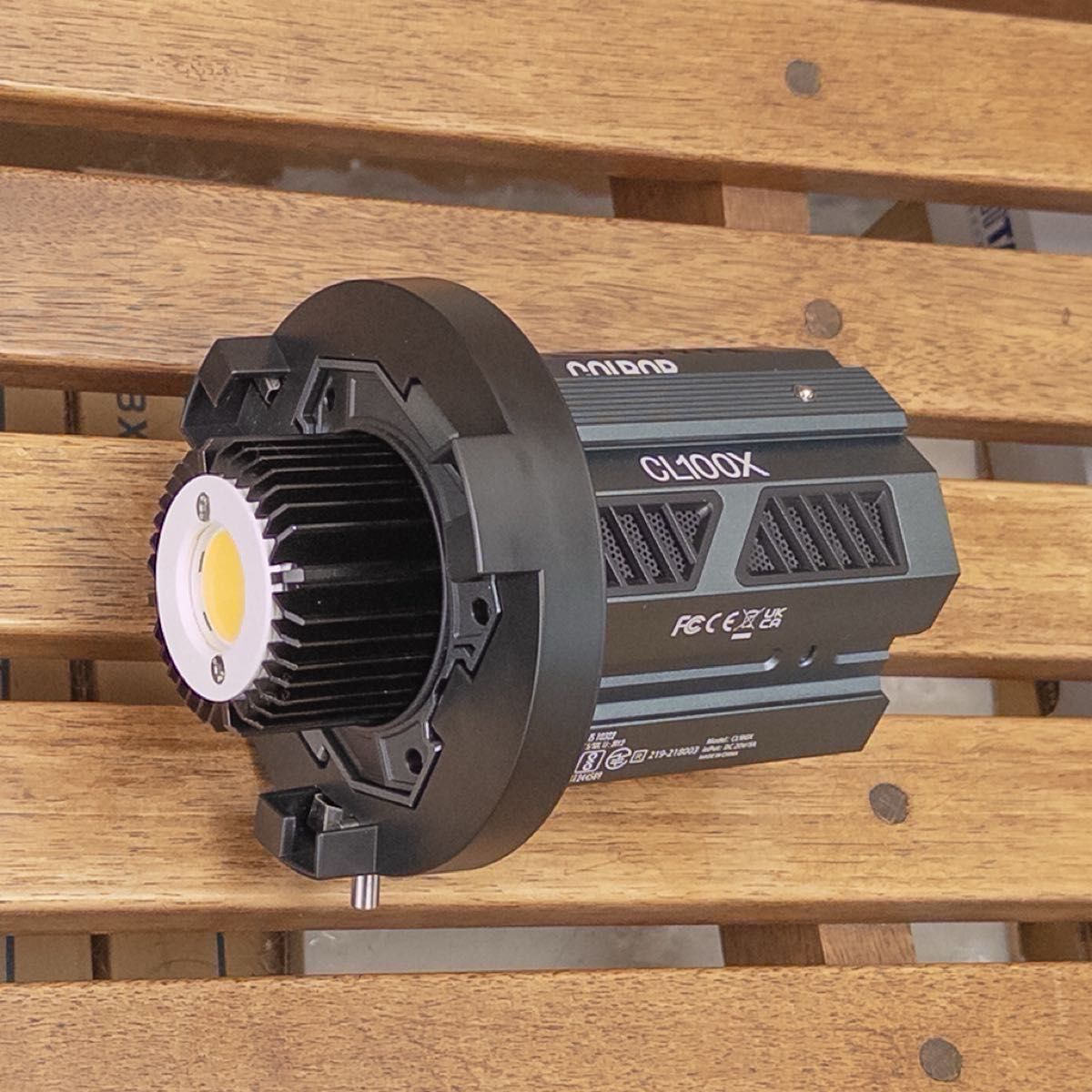 中古 COLBOR CL100X 撮影用LEDライト|Yahoo!フリマ(旧PayPay 中古 COLBOR CL100X 撮影用LEDライト|Yahoo!フリマ(旧PayPay