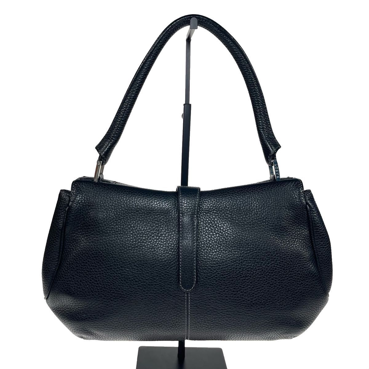 美品 LOEWE センダ レザー ハンドバッグ a444|Yahoo!フリマ(旧 美品 LOEWE センダ レザー ハンドバッグ a444|Yahoo!フリマ(旧