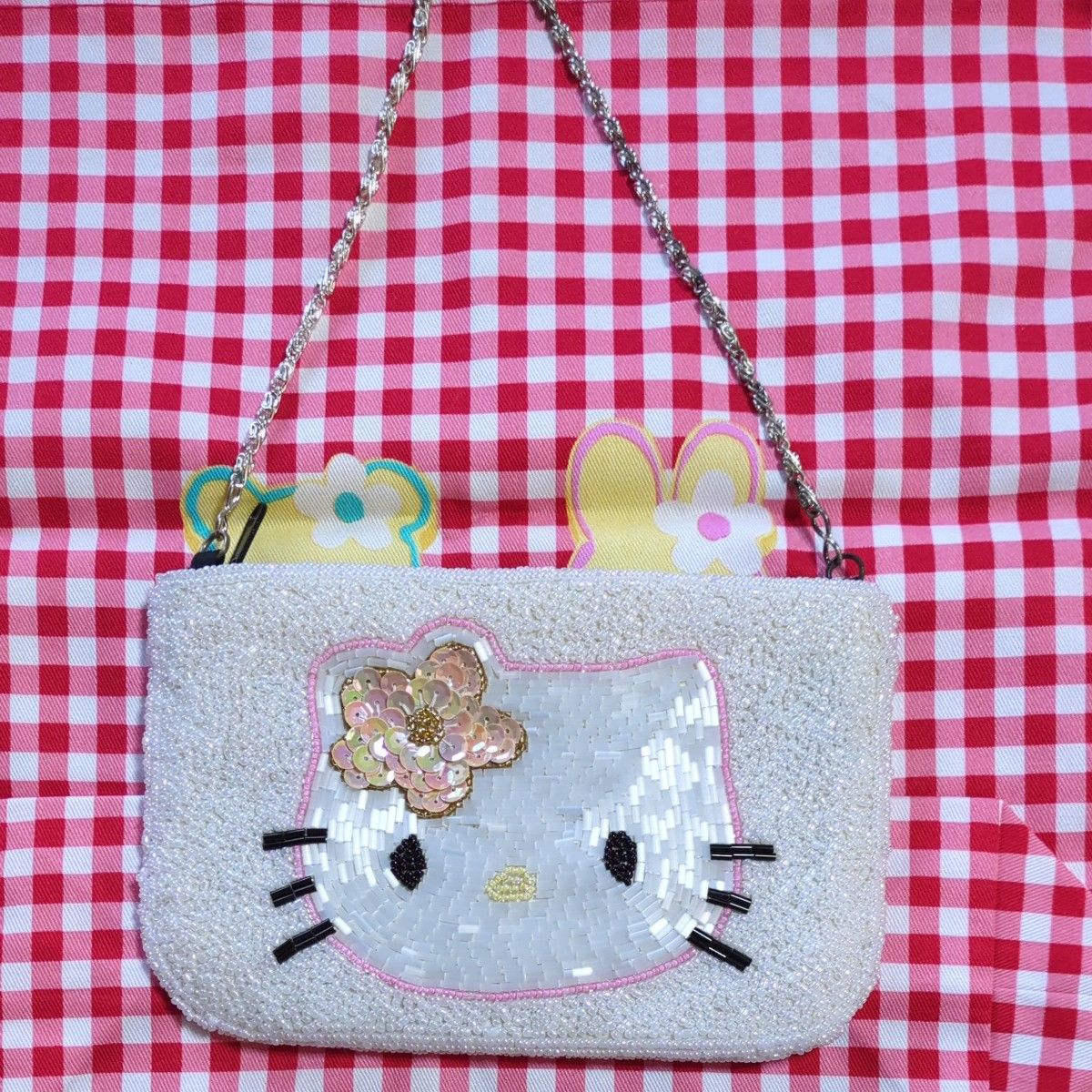 ビーズ刺繍モチーフ ハローキティ キャンバスポーチ（L） – MAYGLOBE