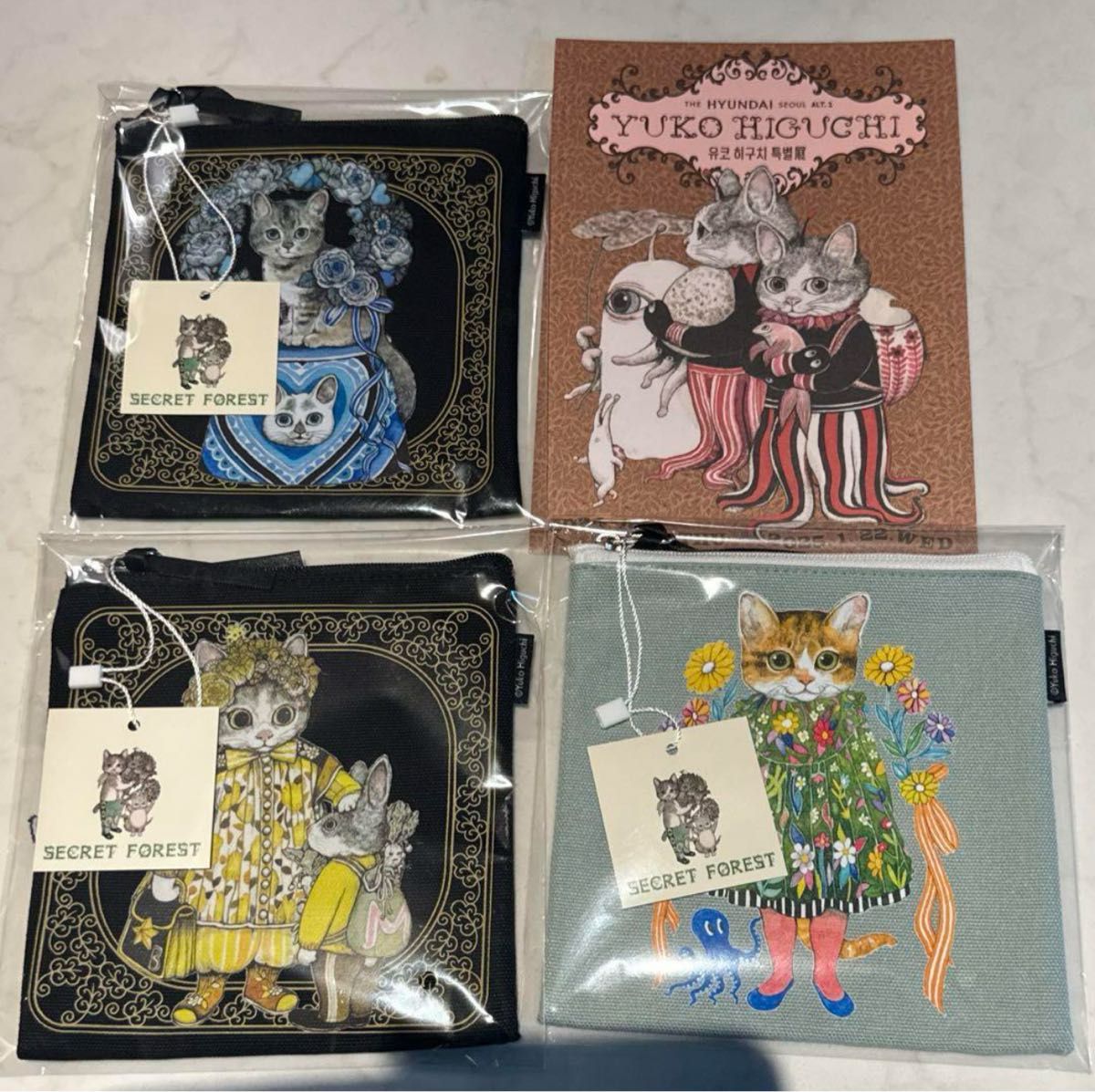 韓国限定》ヒグチユウコ 特別展 ミニポーチ 3点セット オマケ 韓国限定》ヒグチユウコ 特別展 ミニポーチ 3点セット オマケ