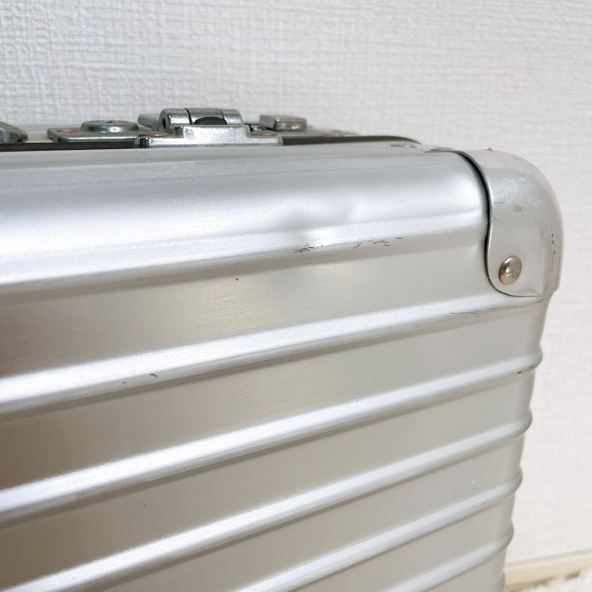 廃盤】RIMOWA リモワ クラシックフライト アタッシュケース TSA 廃盤】RIMOWA リモワ クラシックフライト アタッシュケース TSA