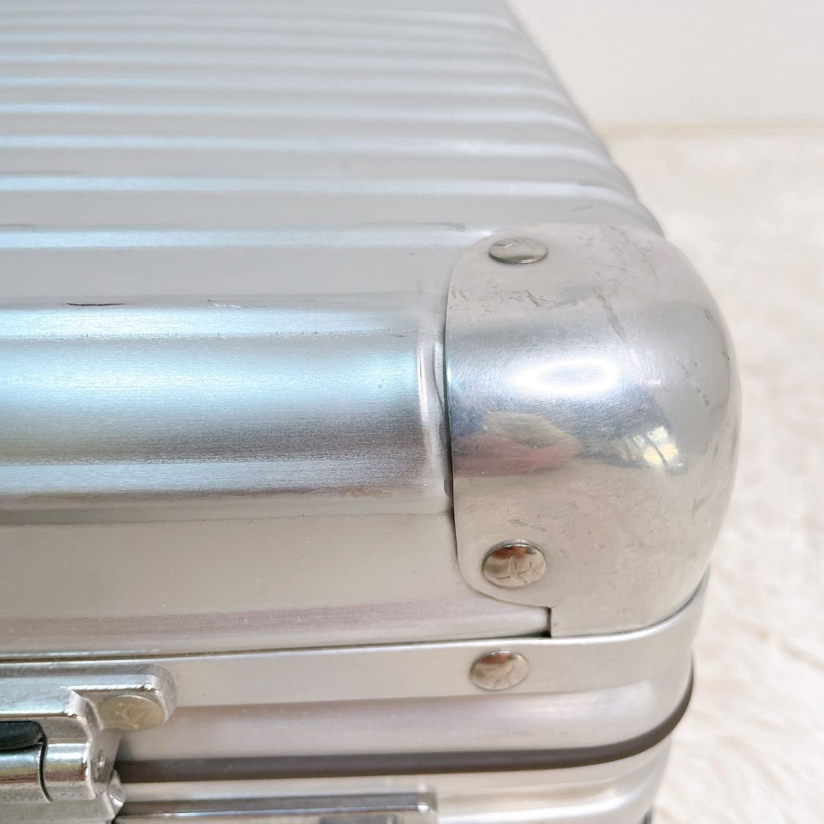 廃盤】RIMOWA リモワ クラシックフライト アタッシュケース TSA 廃盤】RIMOWA リモワ クラシックフライト アタッシュケース TSA