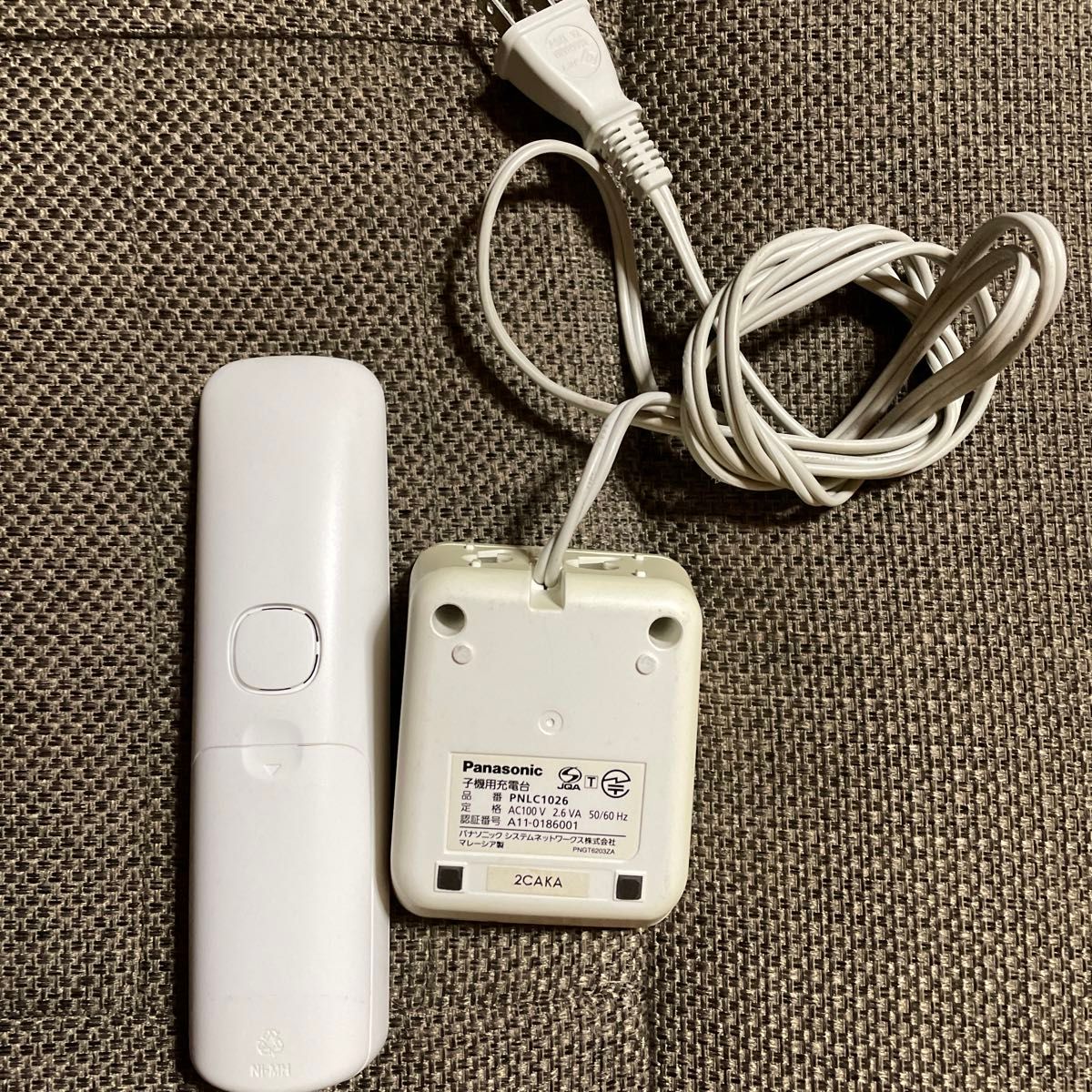 panasonic電話機子器一台 KX-FKD401-W パナソニック 増設子機 panasonic電話機子器一台 KX-FKD401-W パナソニック 増設子機