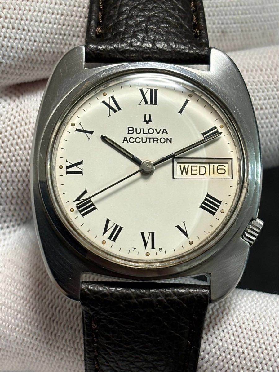 希少 BULOVA ACCUTRON ブローバ アキュトロン 音叉時計 cal 218 希少 BULOVA ACCUTRON ブローバ アキュトロン 音叉時計 cal 218