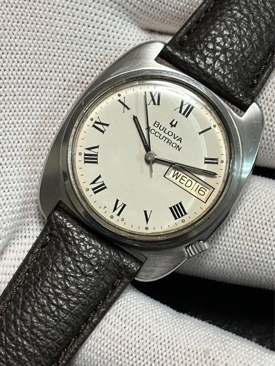 希少 BULOVA ACCUTRON ブローバ アキュトロン 音叉時計 cal 218 希少 BULOVA ACCUTRON ブローバ アキュトロン 音叉時計 cal 218