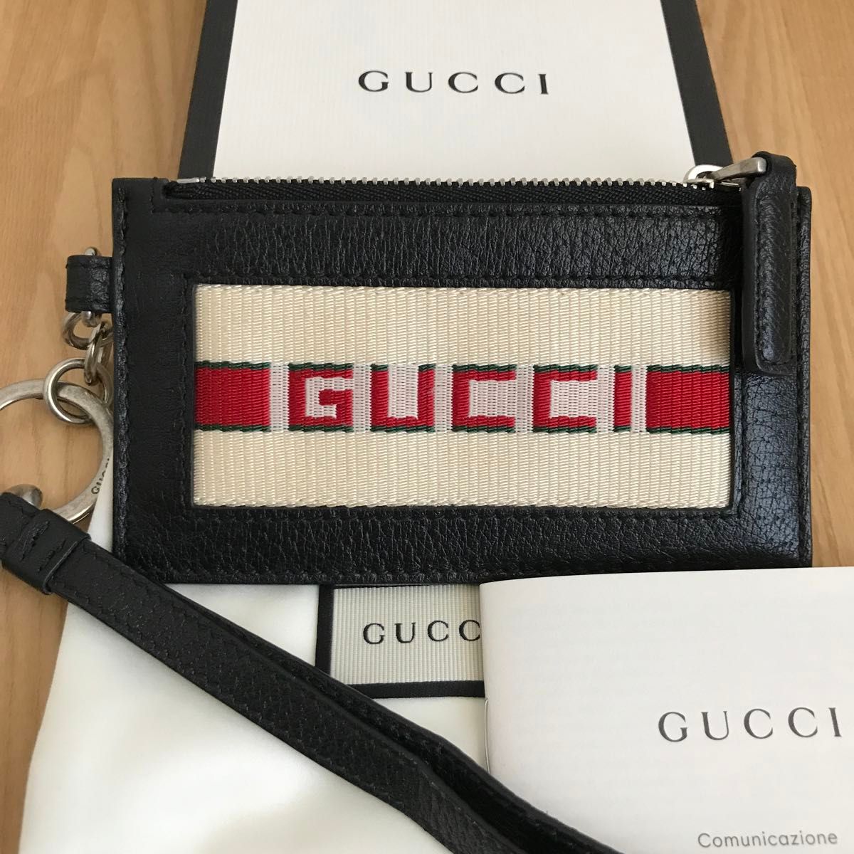 極美品 GUCCI グッチ ネックストラップ付き コインケース カード 極美品 GUCCI グッチ ネックストラップ付き コインケース カード