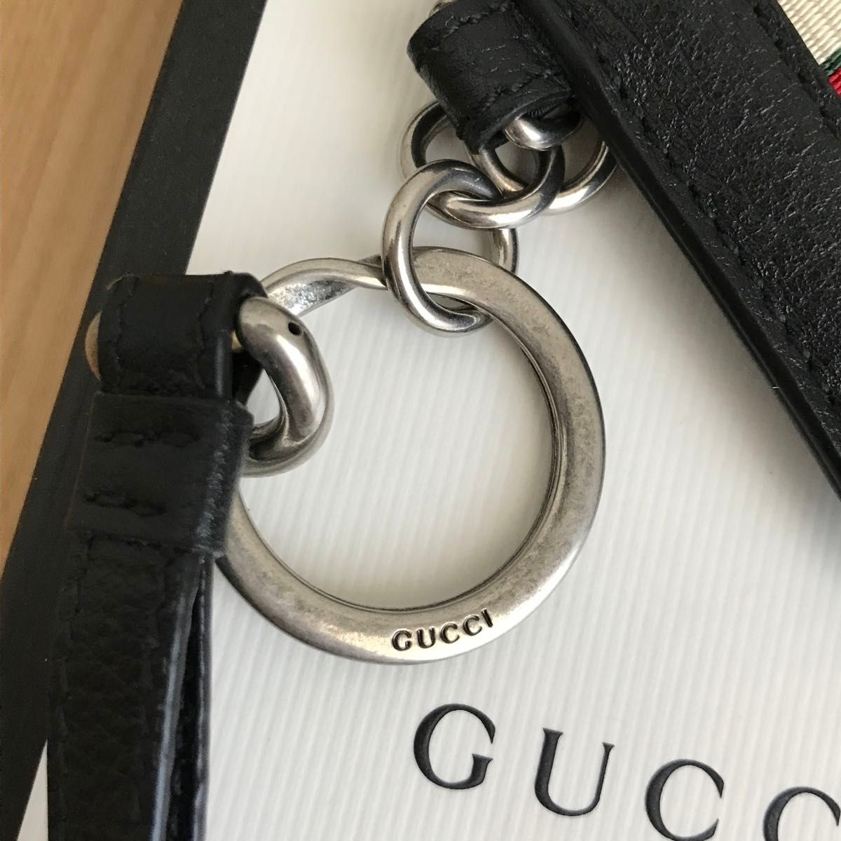極美品 GUCCI グッチ ネックストラップ付き コインケース カード 極美品 GUCCI グッチ ネックストラップ付き コインケース カード