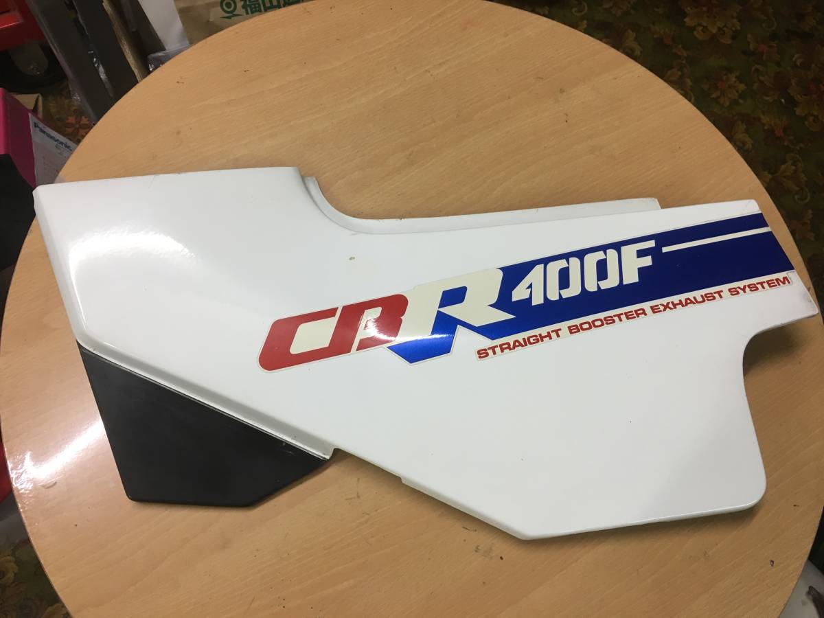 ヤフオク! - CBR400F-2型 純正 左側サイドカバー 青/白 当時物