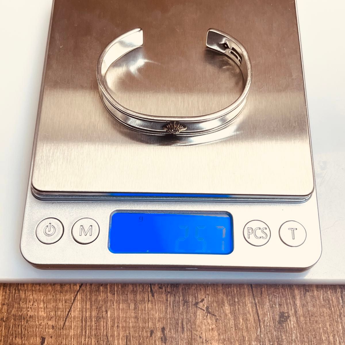 アリゾナフリーダム 18k 金 ゴールド バングル 3mm ダイヤモンド アリゾナフリーダム 18k 金 ゴールド バングル 3mm ダイヤモンド