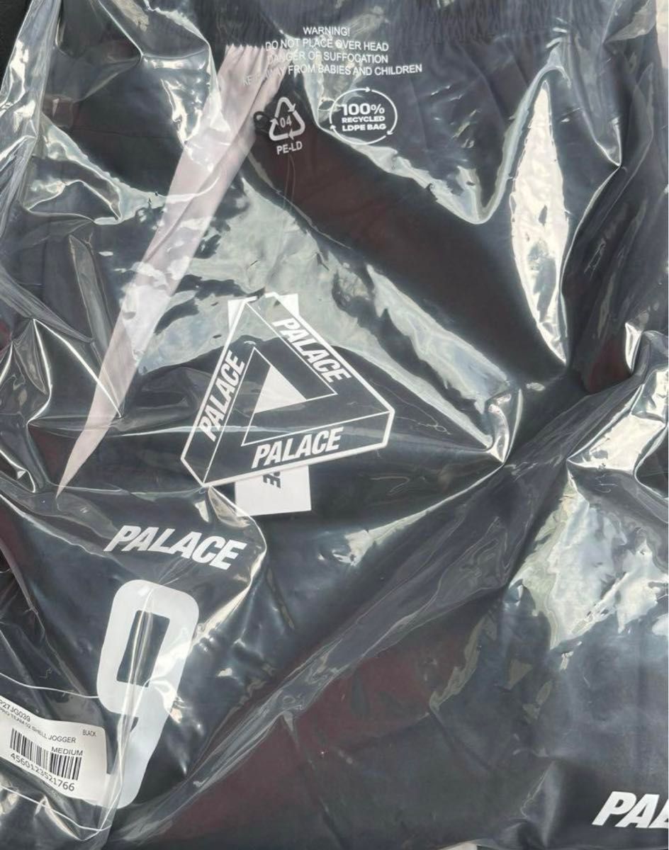 PALACE Pro Team 02 Shell Jogger PALACE Pro Team 02 Shell Jogger