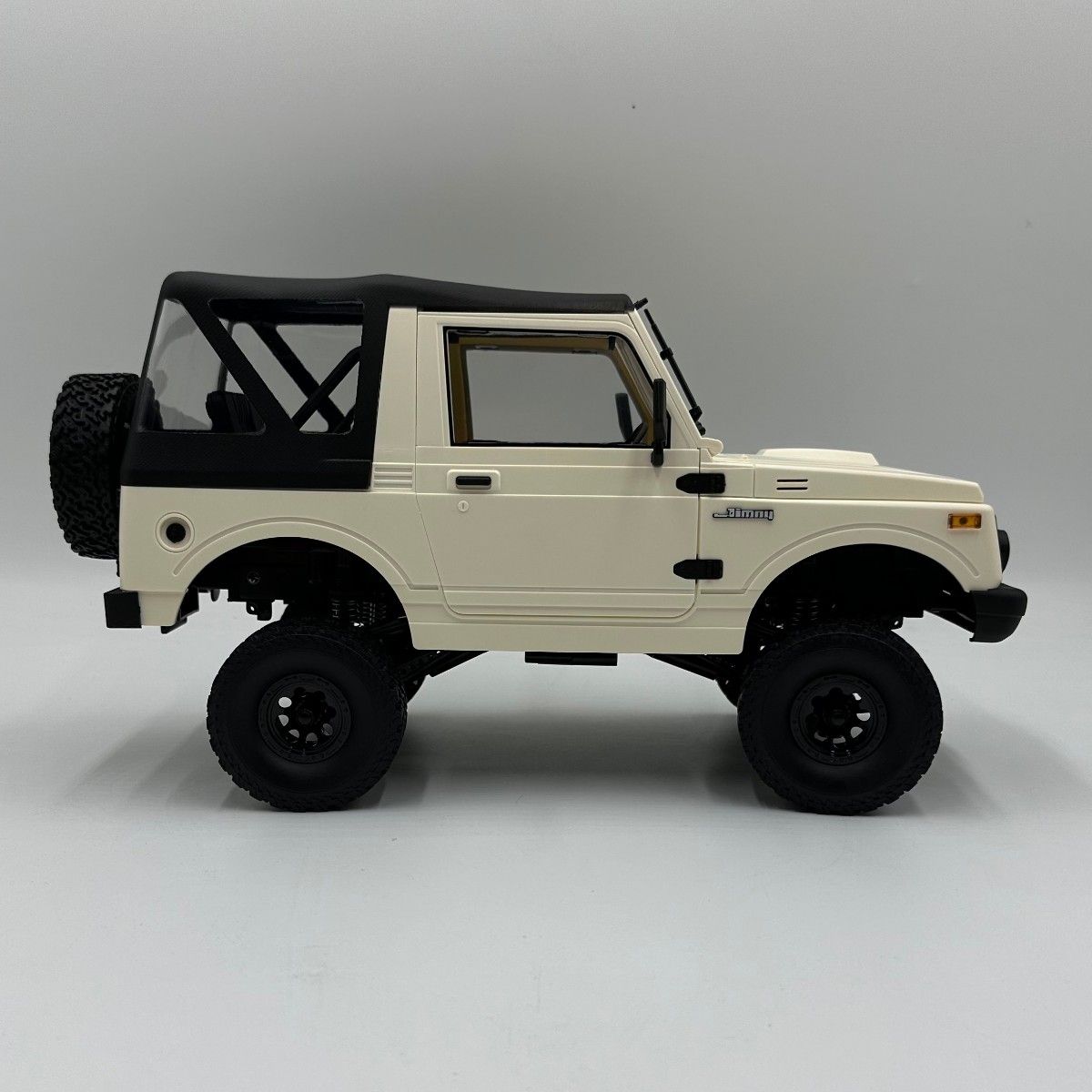 最新モデル】WPL C74-1 ジムニー 幌 グローバルエディション 白 最新モデル】WPL C74-1 ジムニー 幌 グローバルエディション 白