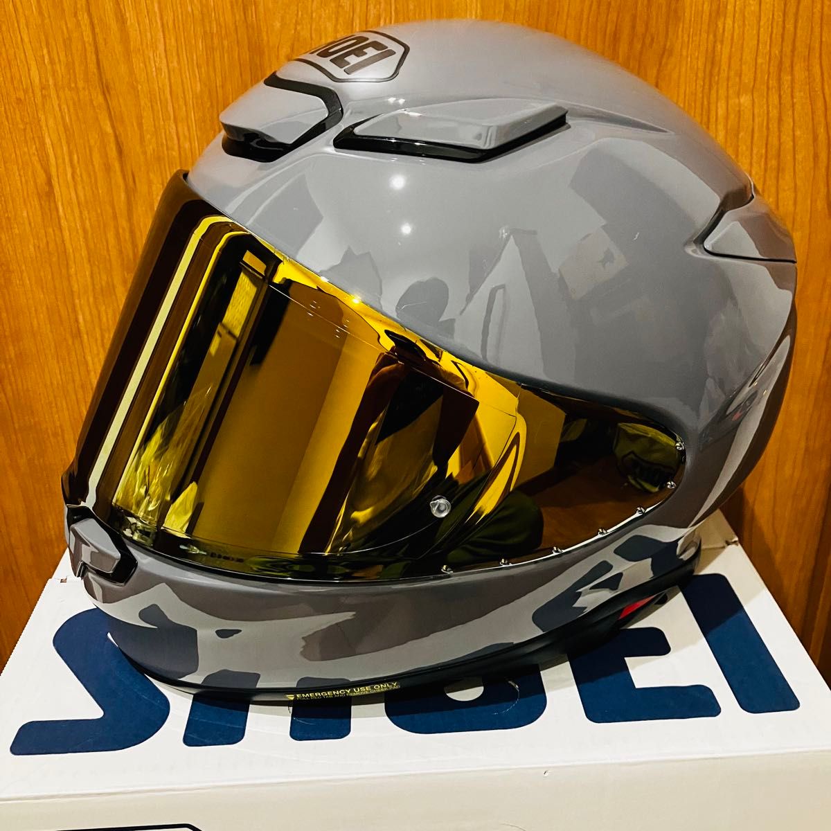 値下げ SHOEI Z-8 Lサイズ 純正ゴールドミラーシールド|Yahoo 値下げ SHOEI Z-8 Lサイズ 純正ゴールドミラーシールド|Yahoo