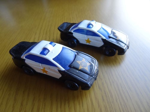 [ミニカー]　Mattel HotWheels：Police Car （1993） ※2台セット　McDonald's_画像2