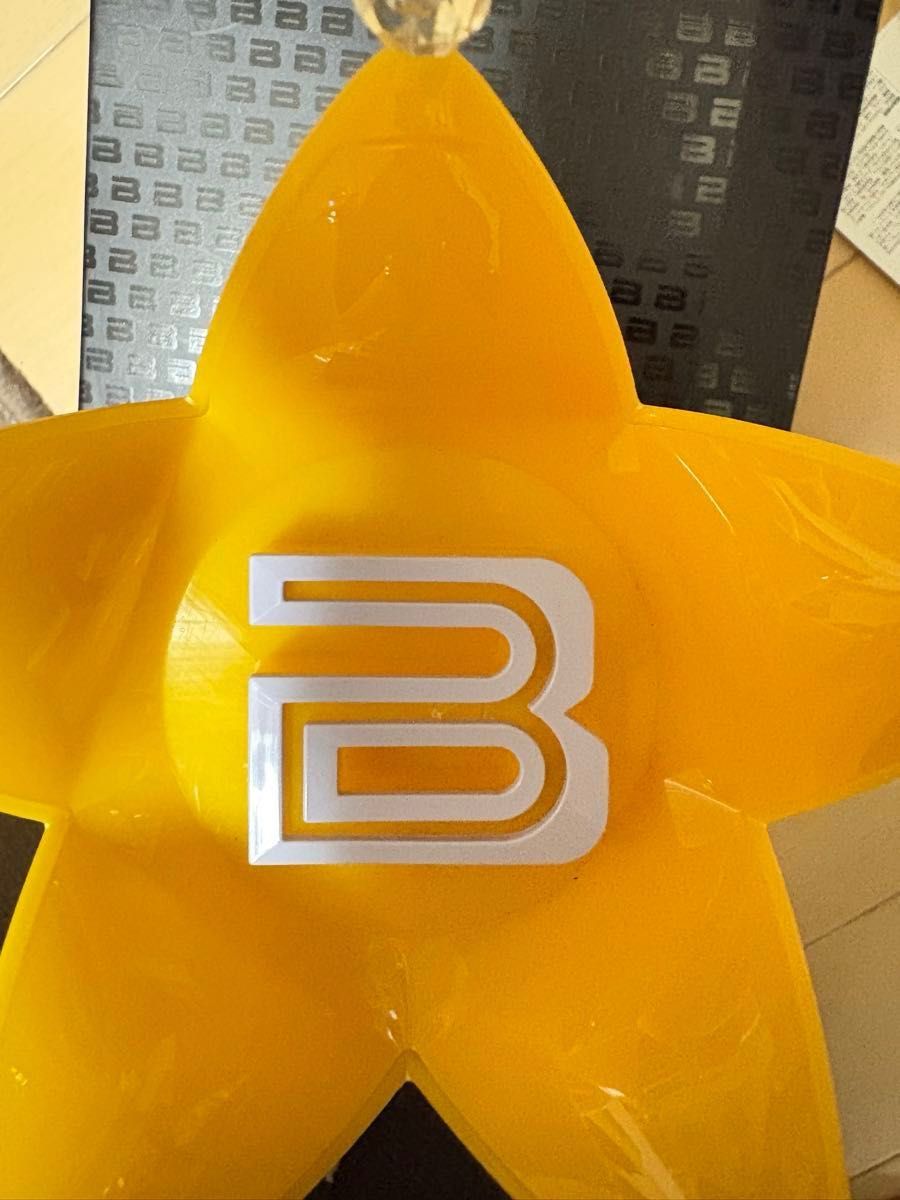 BIGBANG 王冠ペンライト ver 4|Yahoo!フリマ(旧PayPayフリマ) BIGBANG 王冠ペンライト ver 4|Yahoo!フリマ(旧PayPayフリマ)
