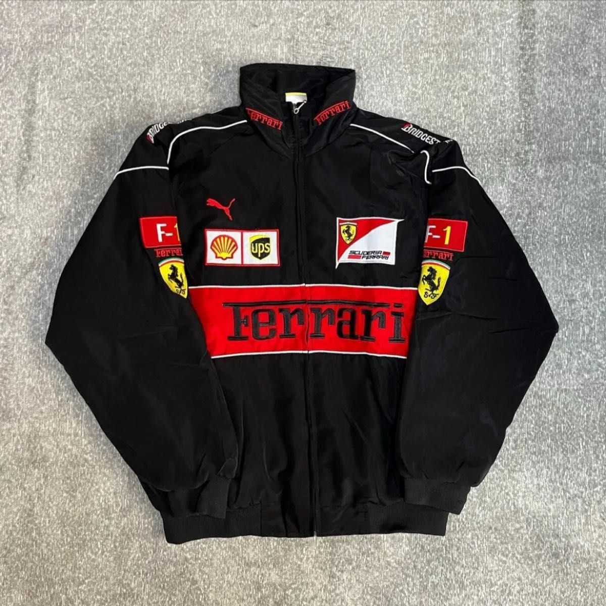 F1ジャケット レーシングジャケット フェラーリ 最終値下げ F1ジャケット レーシングジャケット フェラーリ 最終値下げ