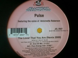 ハウス Pulse / The Lover That You Are (Remix 2000) 12インチです。_画像1