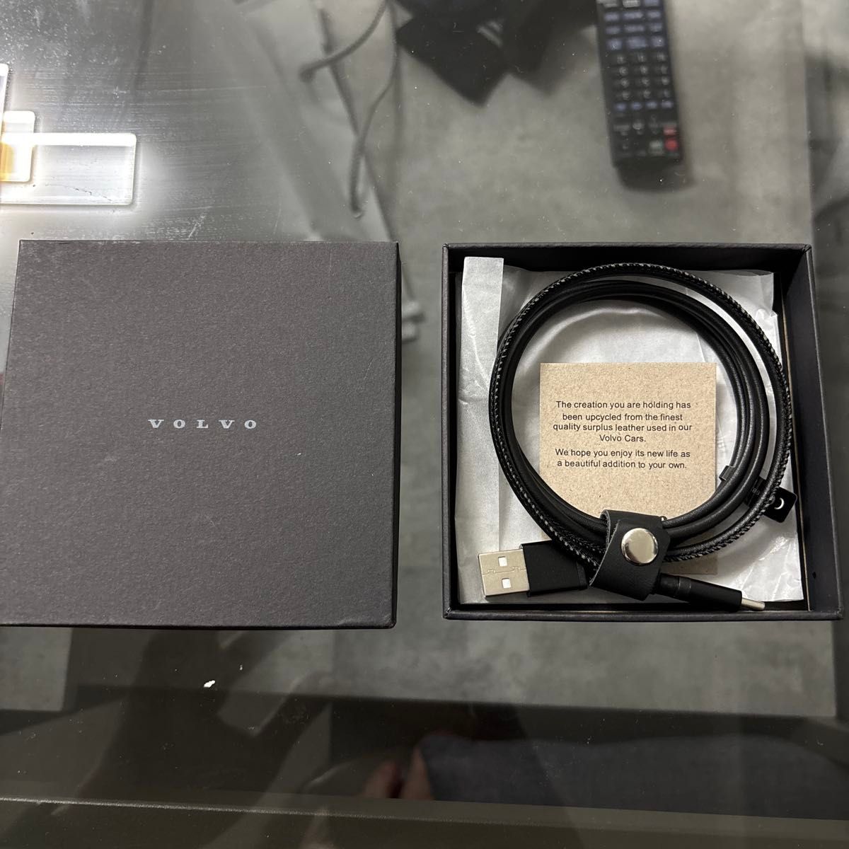 VOLVO ボルボ USB ケーブル AtoC 純正|Yahoo!フリマ(旧PayPay VOLVO ボルボ USB ケーブル AtoC 純正|Yahoo!フリマ(旧PayPay