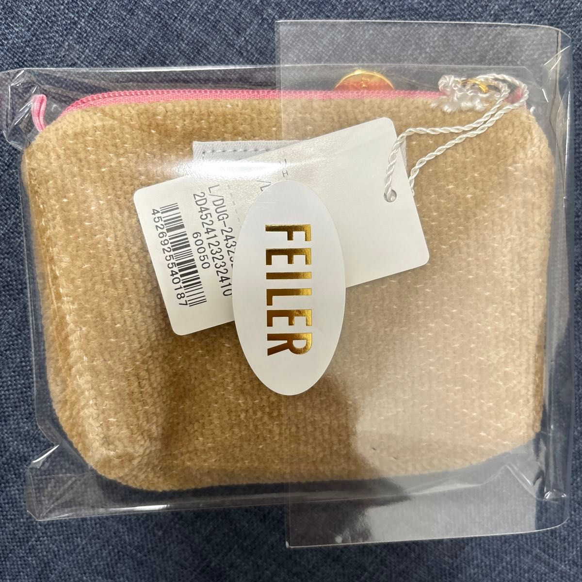 FEILER フェイラー ドアップテディガール ポーチ|Yahoo!フリマ FEILER フェイラー ドアップテディガール ポーチ|Yahoo!フリマ