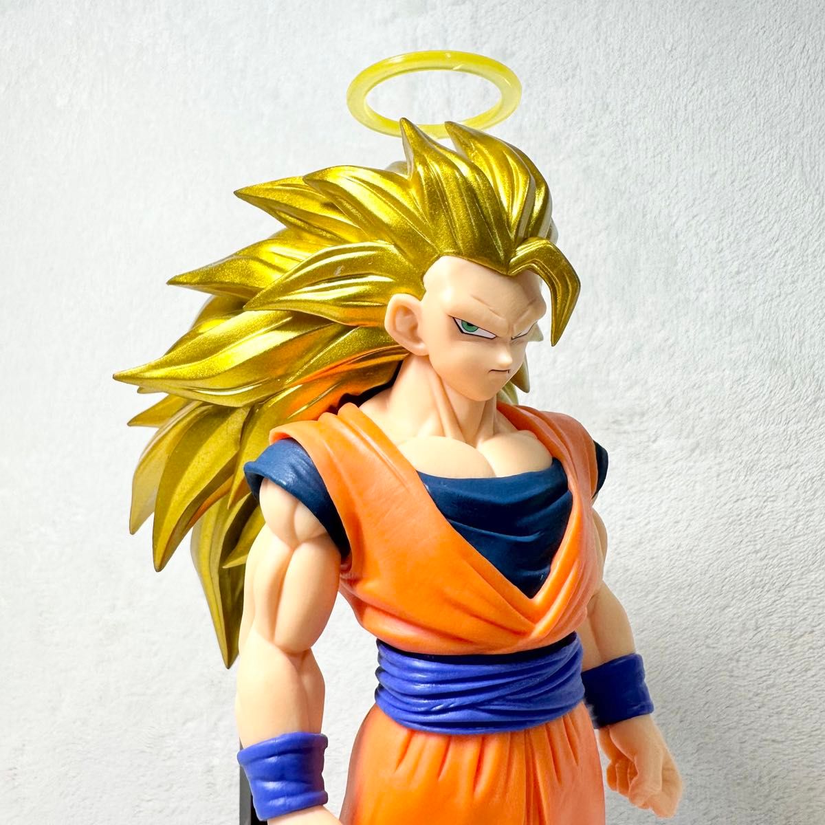 美品】 ドラゴンボールZ 孫悟空 スーパーサイヤ人3 フィギュア 美品】 ドラゴンボールZ 孫悟空 スーパーサイヤ人3 フィギュア