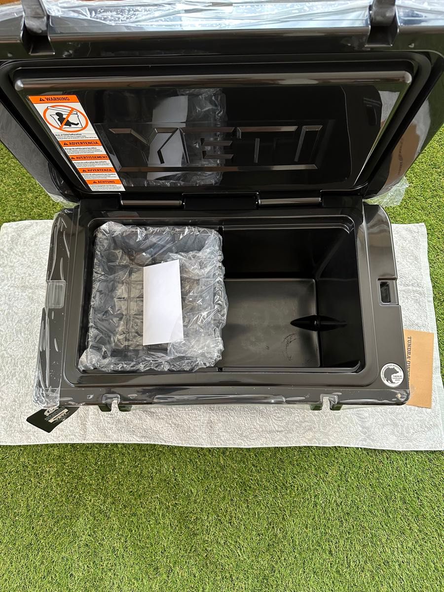 YETI クーラーボックス タンドラ 限定ブラック|Yahoo!フリマ YETI クーラーボックス タンドラ 限定ブラック|Yahoo!フリマ
