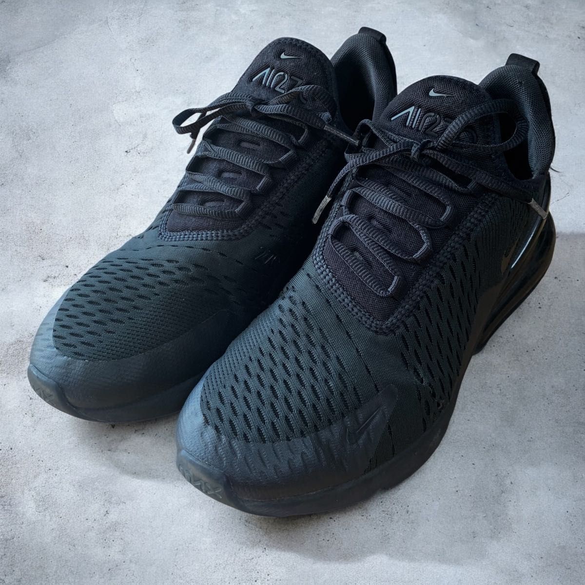 美品】NIKE AIR MAX 270 ナイキ エアマックス 270 トリプル 美品】NIKE AIR MAX 270 ナイキ エアマックス 270 トリプル