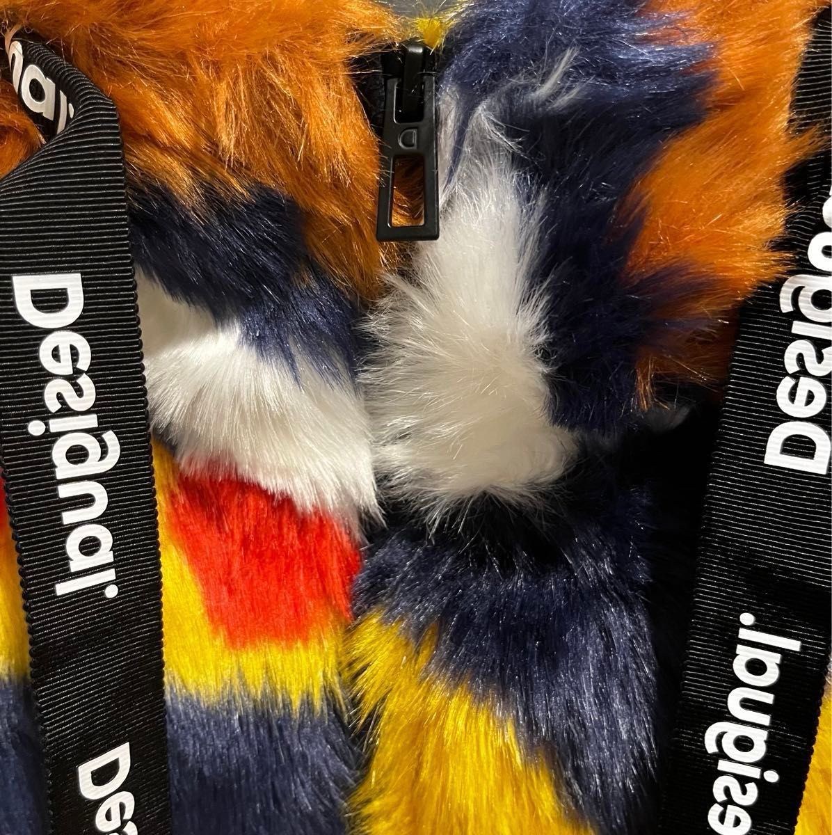 Desigual デシグアル ふあもこショートコート NORWEY オーバー Desigual デシグアル ふあもこショートコート NORWEY オーバー