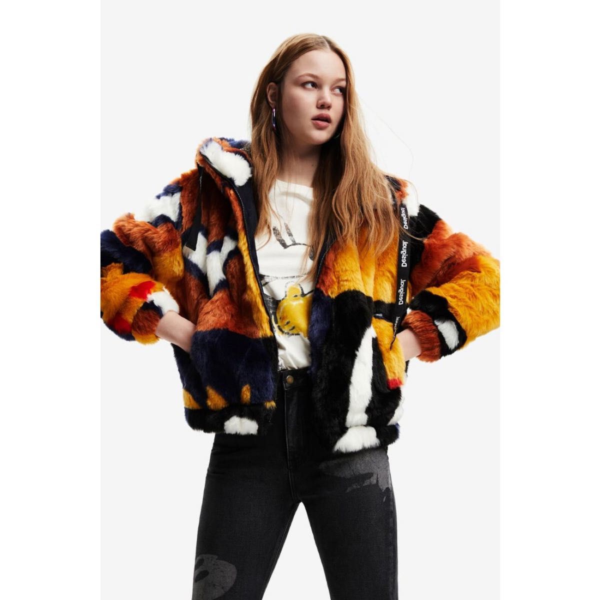 Desigual デシグアル ふあもこショートコート NORWEY オーバー Desigual デシグアル ふあもこショートコート NORWEY オーバー