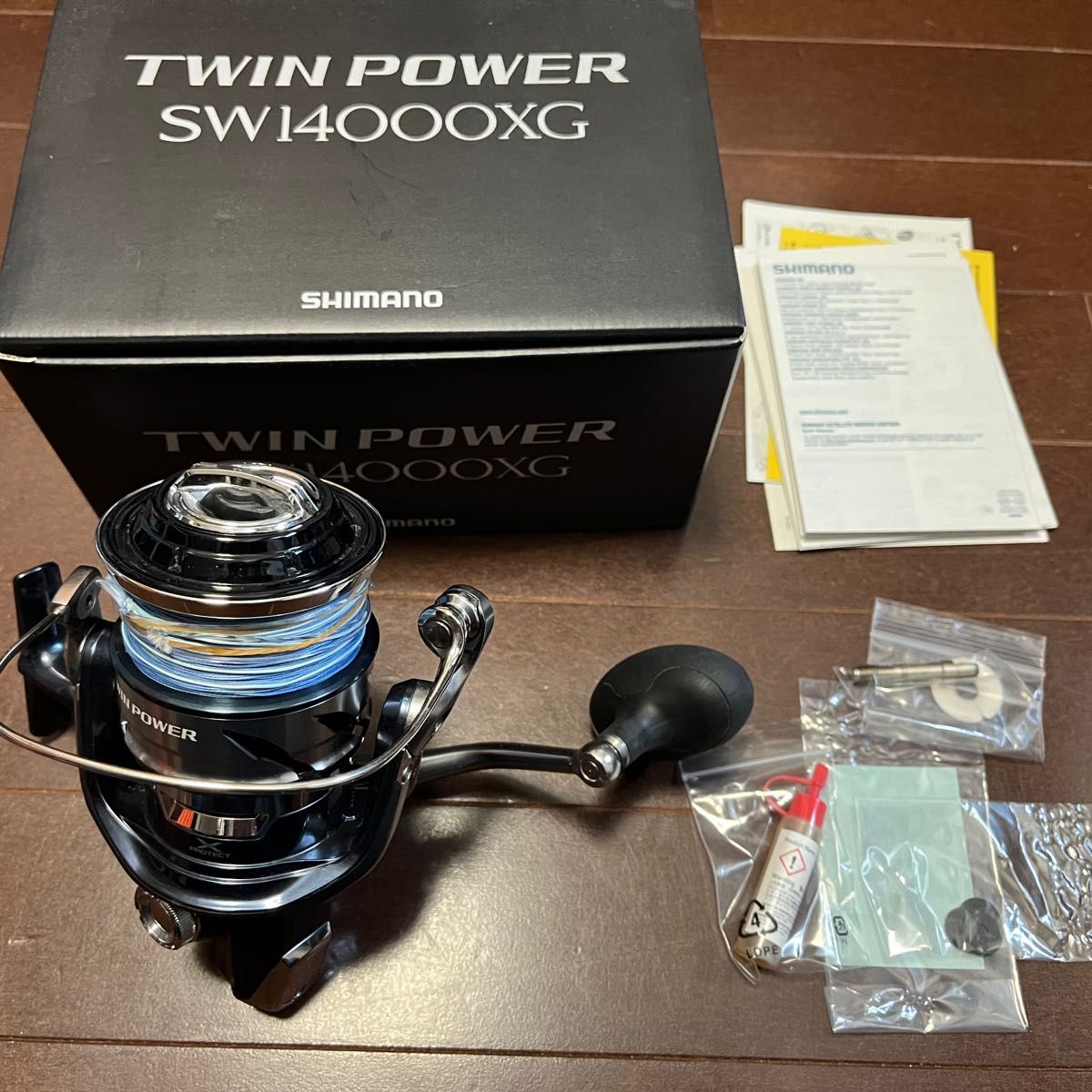 21ツインパワーSW 14000XG 美品 付属品全てあり ラインオシア8 21ツインパワーSW 14000XG 美品 付属品全てあり ラインオシア8